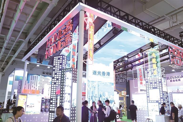 兰洽会香港展区　李庆　摄