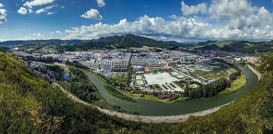 长白县风光。凤凰网吉林资料图片