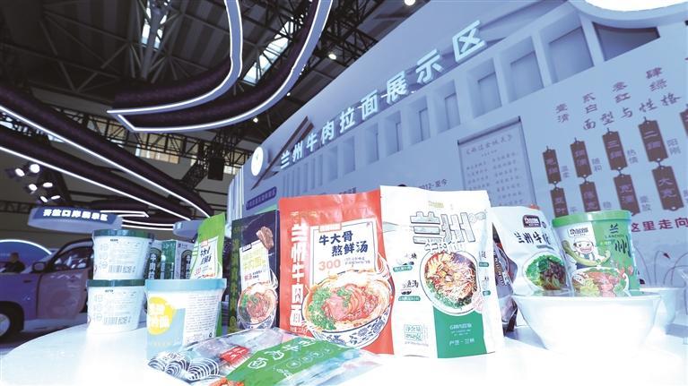多个品牌的预包装牛肉面集体亮相