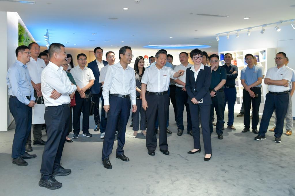参观企业业务冯&middot;诺依曼展厅