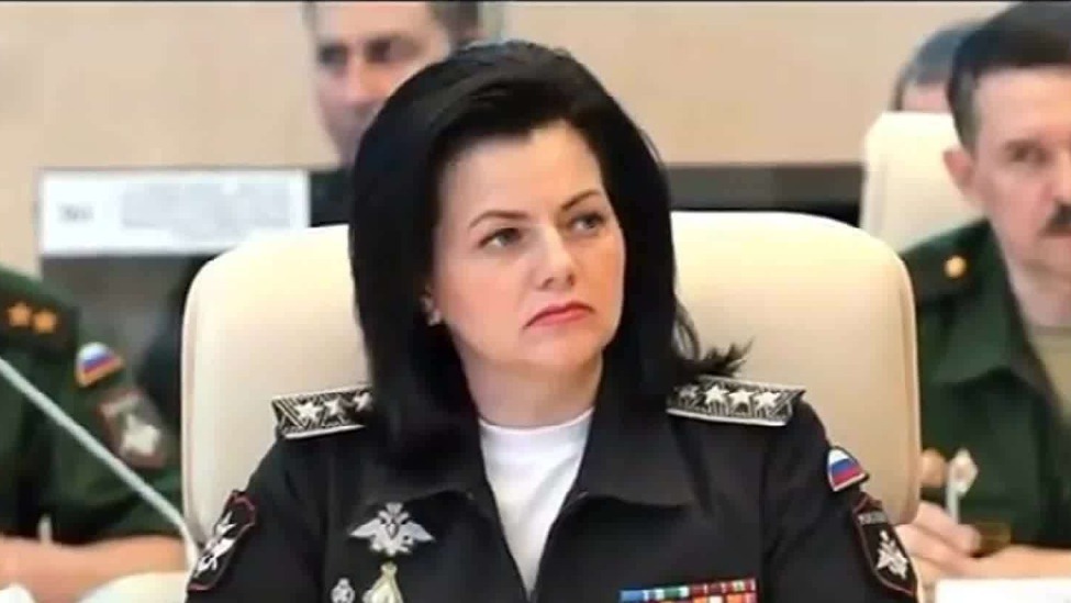 俄前副防长叛逃巴黎？舍夫佐娃现身辟谣