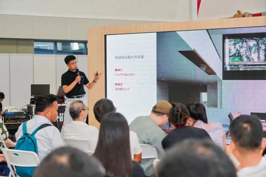 日朗门窗联合创始人兼营销总监方政发言