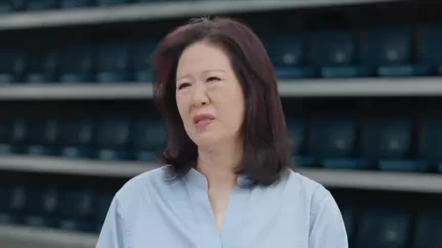 郎平谈中国女排最大危机，无奈现状如此！网友却热议“内涵”蔡斌