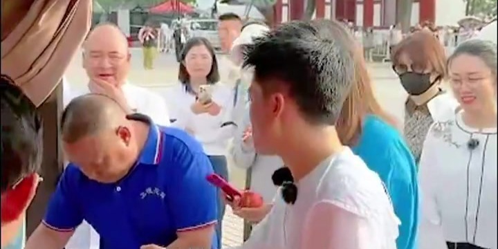 闻喜花馍征服宇辉，撞脸花馍笑料百出！