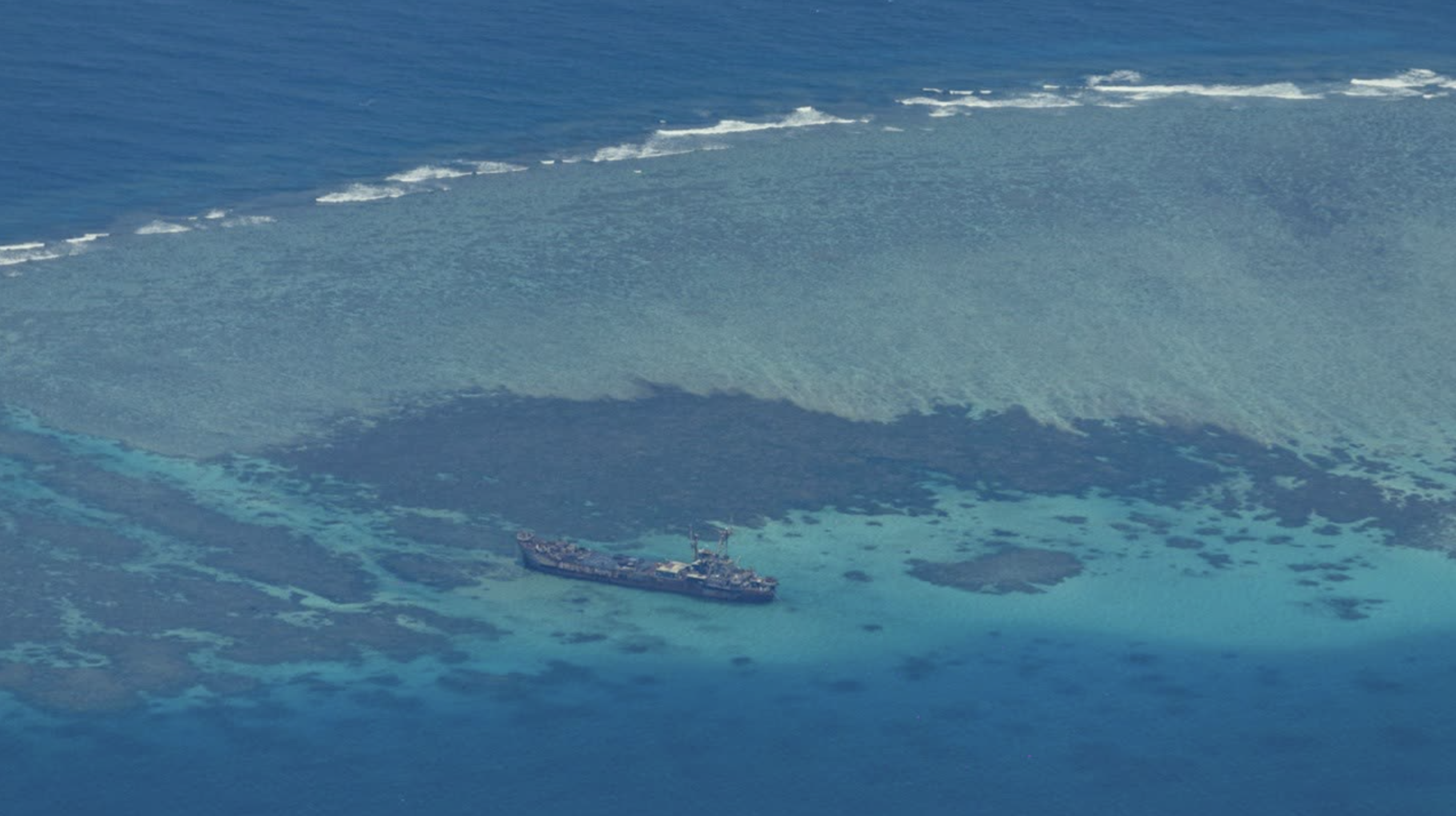 中国驻菲律宾使馆：南海仲裁案是政治闹剧