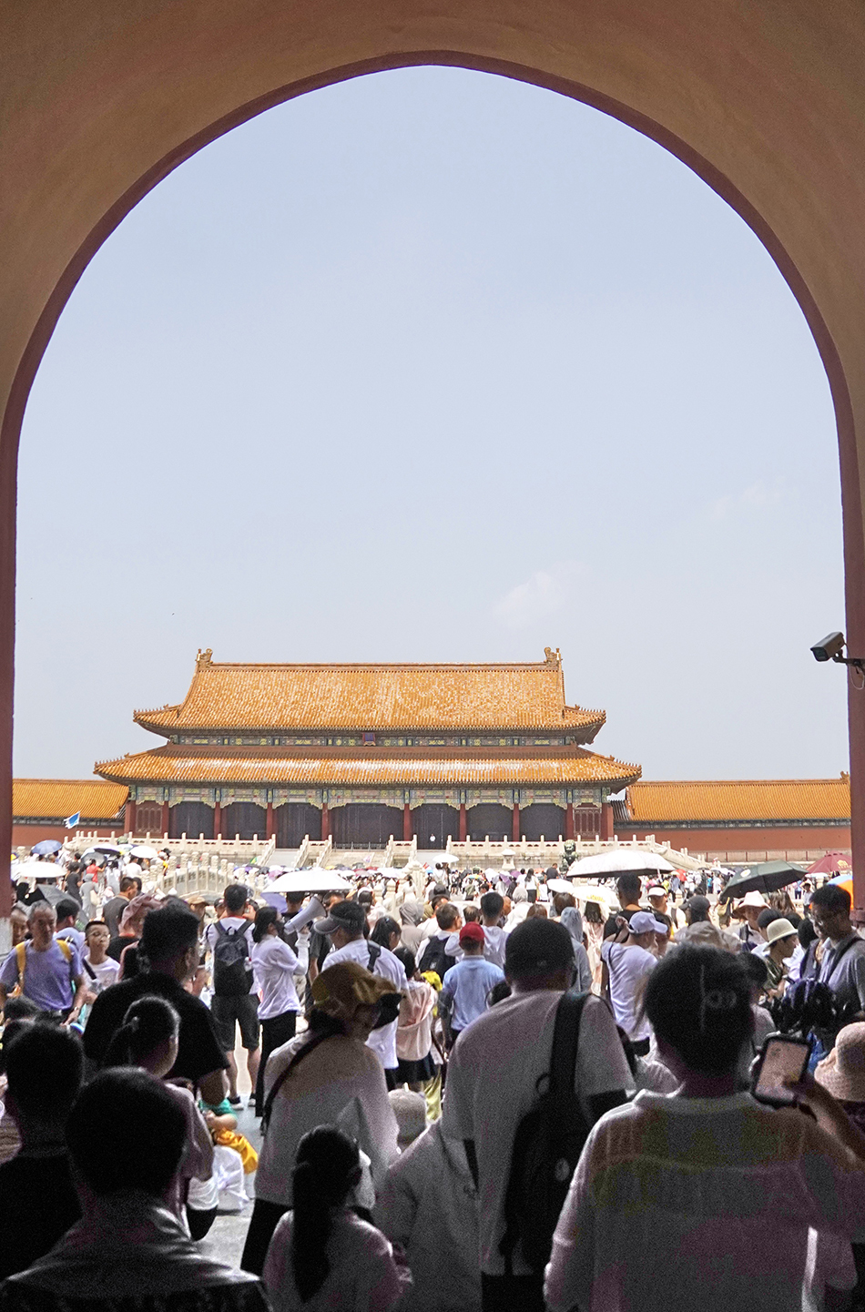 7月6日,游客在参观故宫博物院。新华社记者 李欣 摄