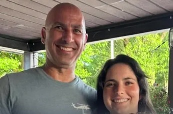 “爸爸是我的超级英雄”因特朗普集会枪击去世的他，不过是位想保护家人的平凡爸爸