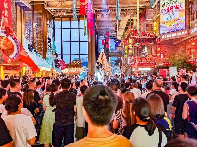 图1：保定宴活动现场