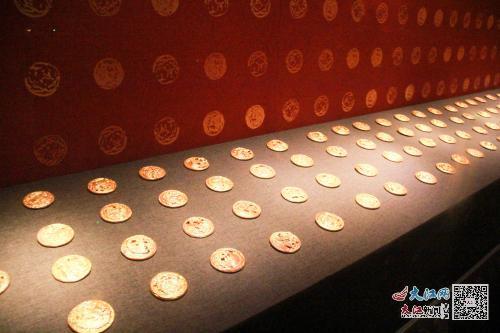 刘贺墓出土的饼形金 徐国亮/图