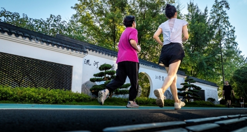 “幸福河湖”工程成了百姓休闲旅游的好去处