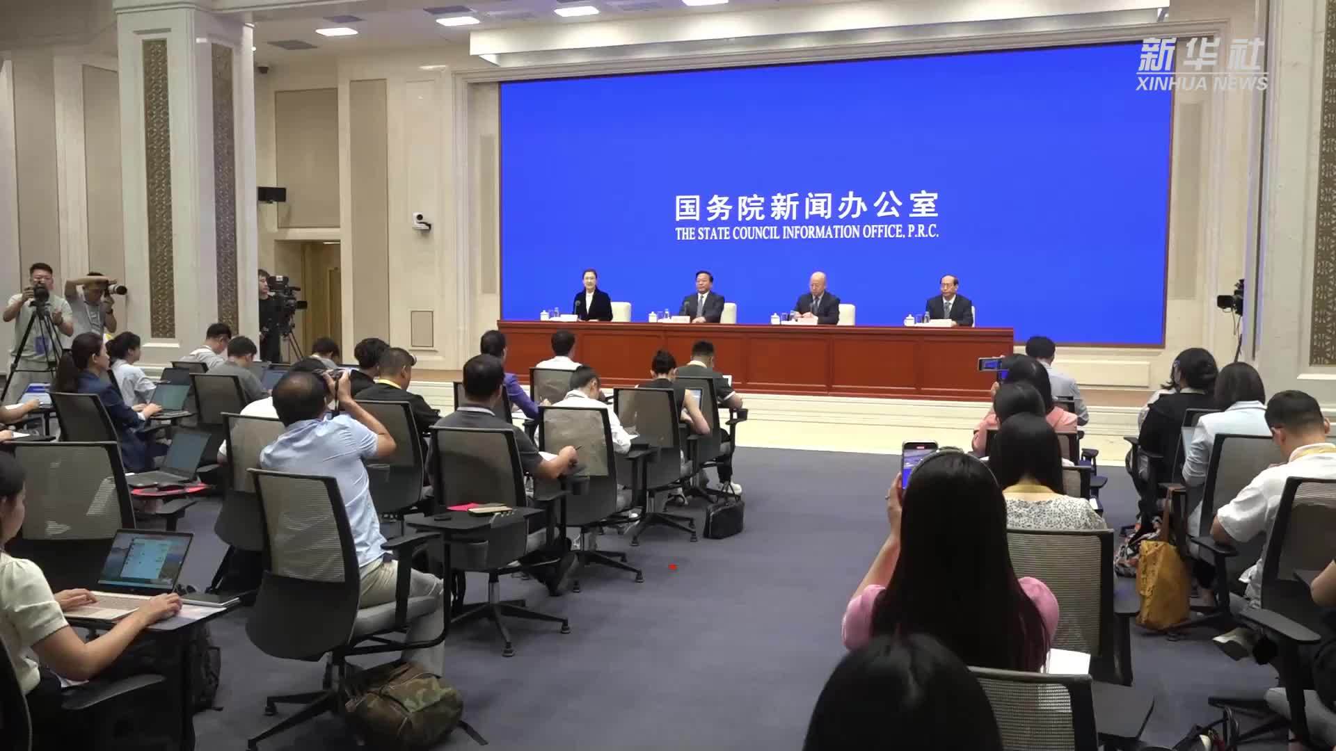 农业农村部：全国累计建成高标准农田面积超过10亿亩