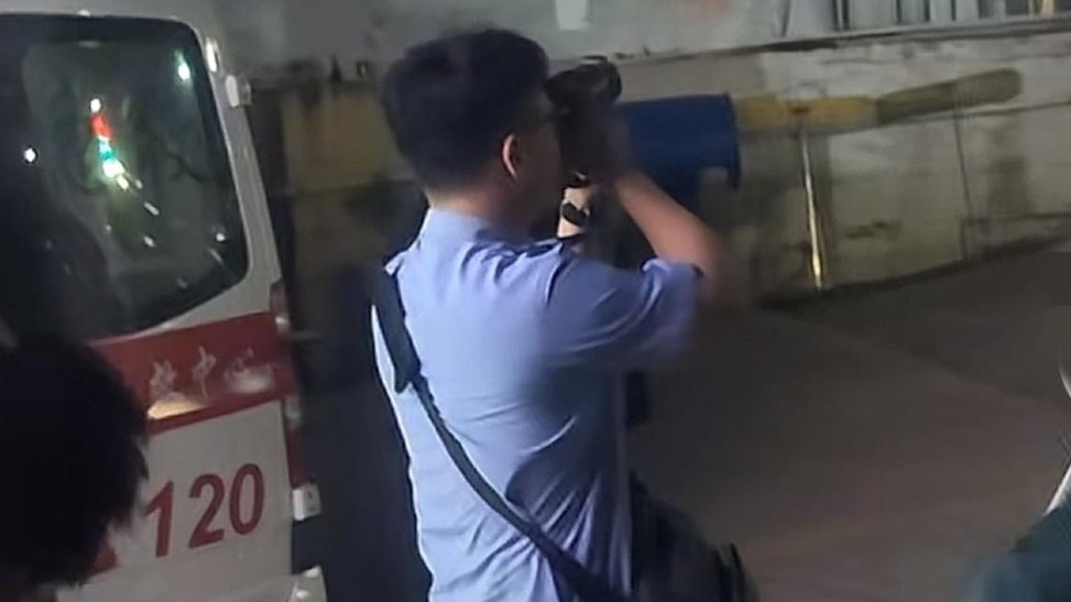 西安警方回应“一名死者被分尸扔下楼”:“分尸”系谣言_凤凰网