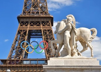 奧運熱潮席卷法蘭西，去世界文化遺產裡看比賽