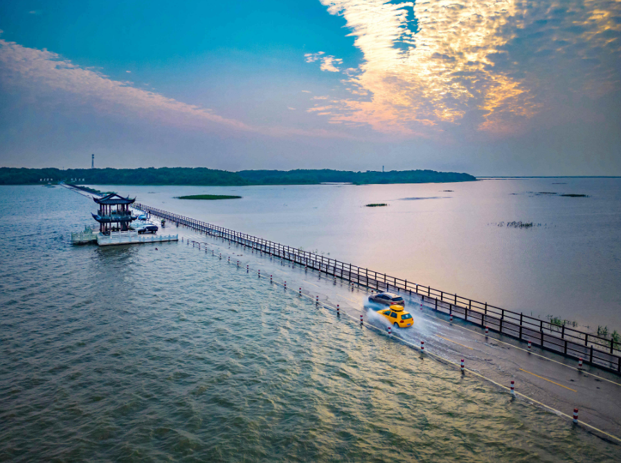 最美水上公路。刘远庆/摄