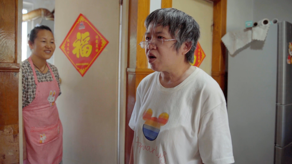 “核武老人”魏世杰的家庭温馨乐章，魏海燕：唱歌？我要先选肉！