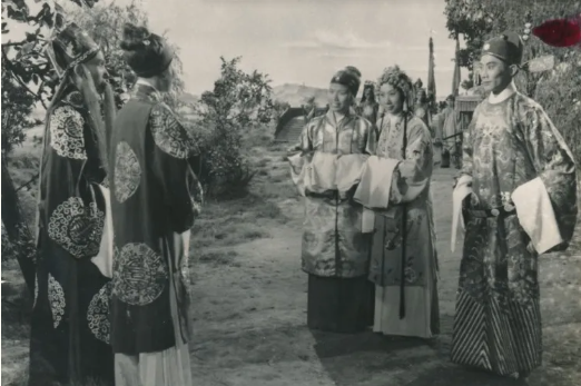 ▲赣剧《珍珠记》剧照老照片。