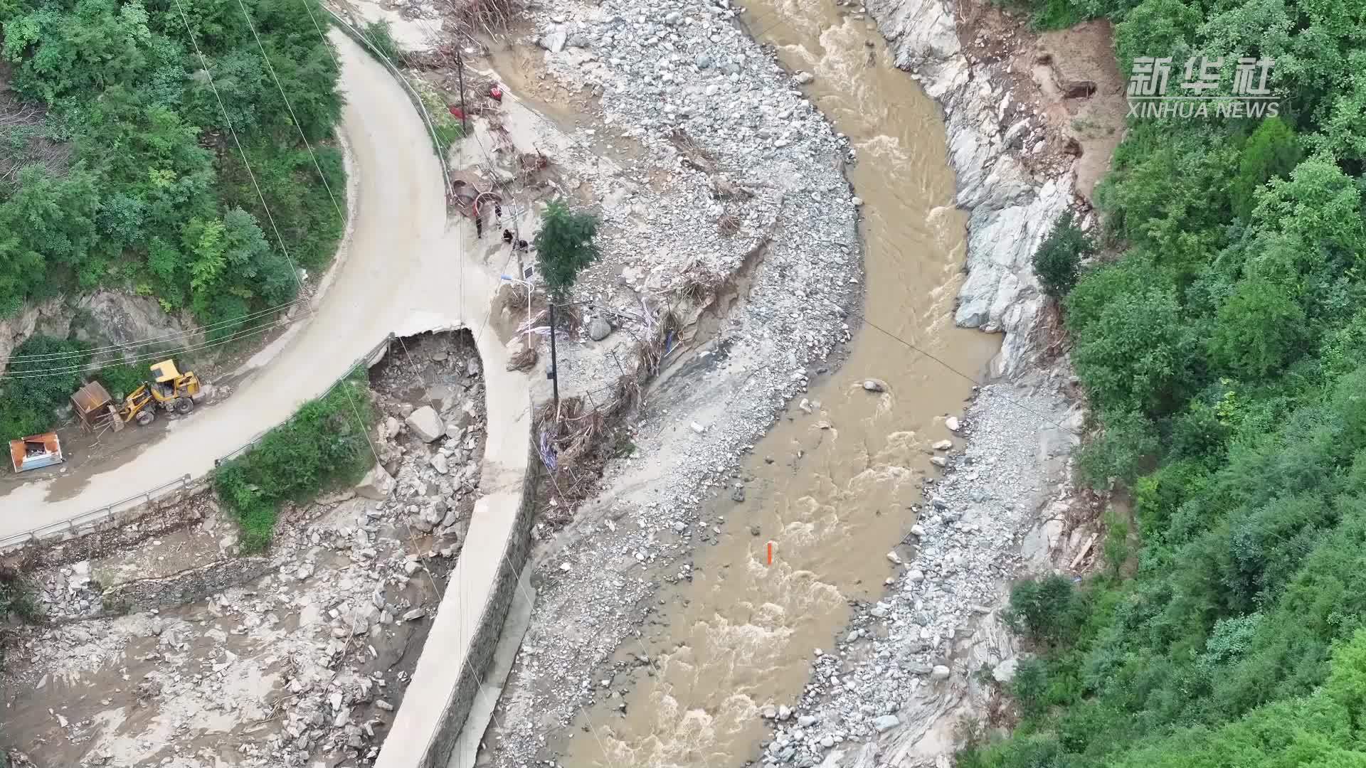 新华全媒+丨保障受灾群众生活 秦岭山区加快基础设施抢修