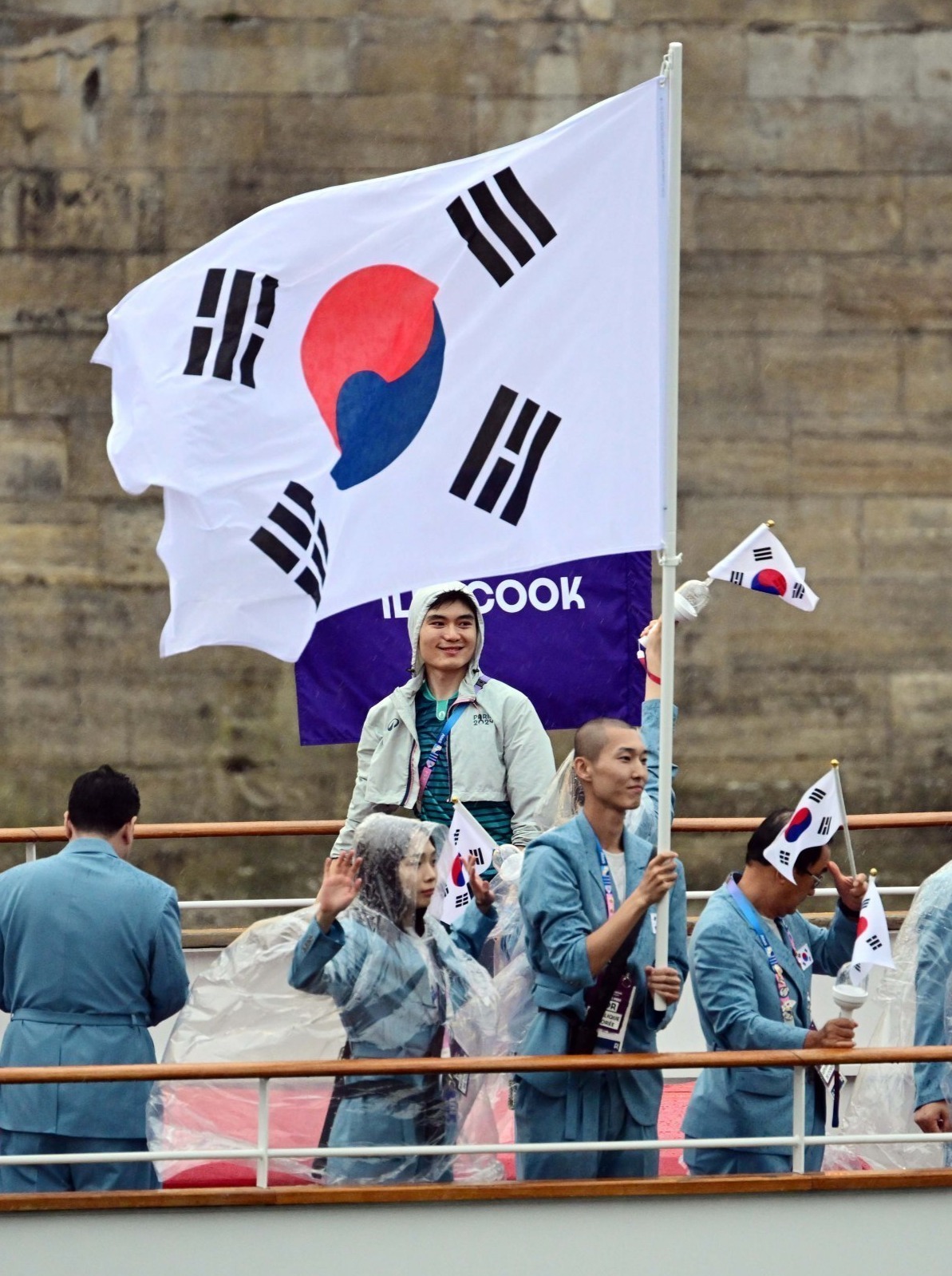 开幕式上把韩国叫成朝鲜，国际奥委会郑重道歉