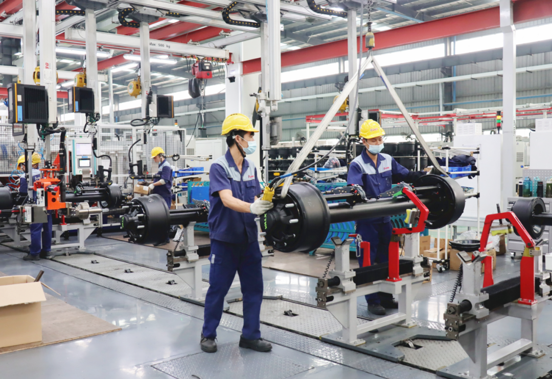 制造业作为工业的主体，发挥着重要的支撑作用 陈素敏 摄