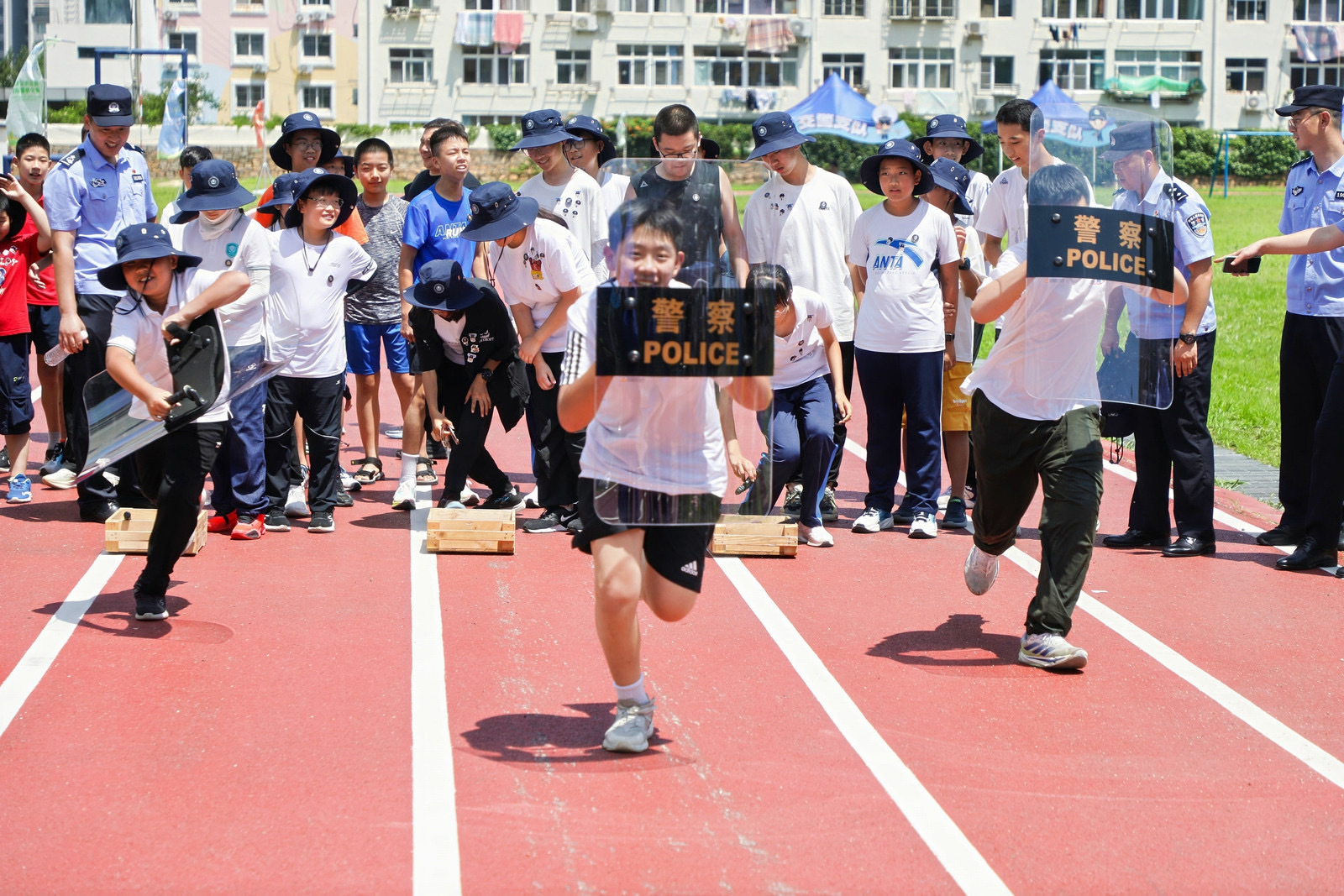 “少年出海，淬炼警彩”！ 青岛市公安局青少年警训营正式开营