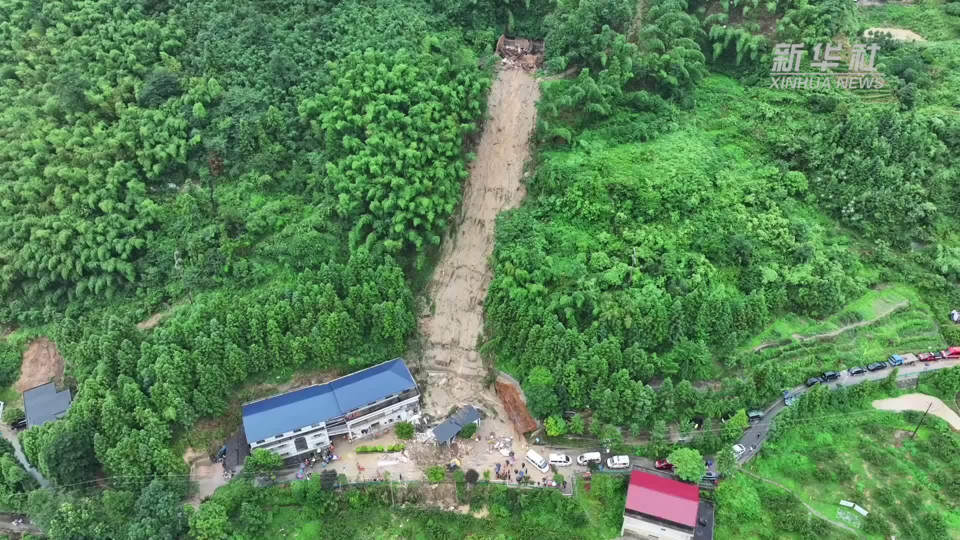 现场画面｜湖南衡阳南岳区突发山体滑坡已致12人遇难