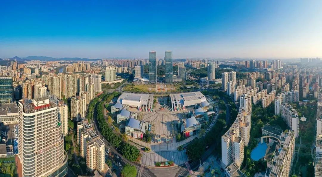 俯瞰江门 郭永乐 摄