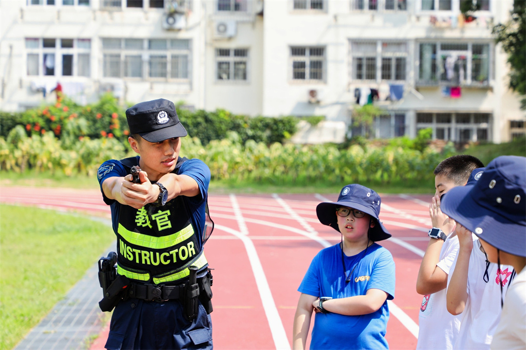 “少年出海，淬炼警彩”！第二期青岛市公安局青少年警训营活动成功举办