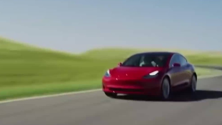 最好最强的特斯拉Model3焕新版，这项性能竟然不如老款？| 凤凰车研所