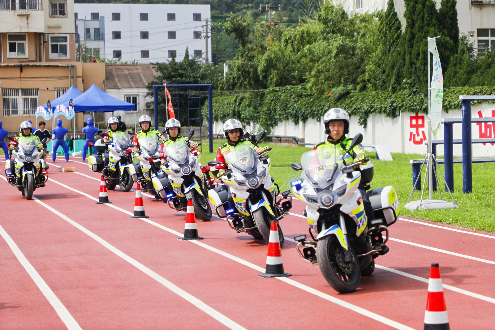 “少年出海，淬炼警彩”！ 青岛市公安局青少年警训营正式开营