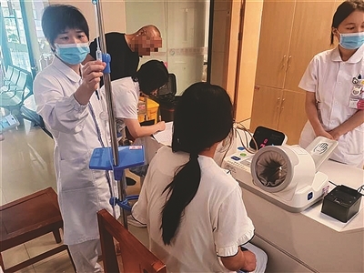 江西急诊护士杜素芬 15年如一日守护母婴生命安全