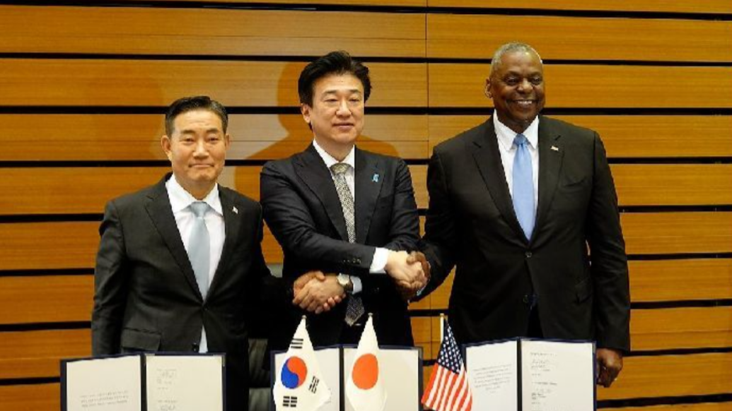 美日韩举行国防部长会议 签署“安全合作框架协议”_凤凰网