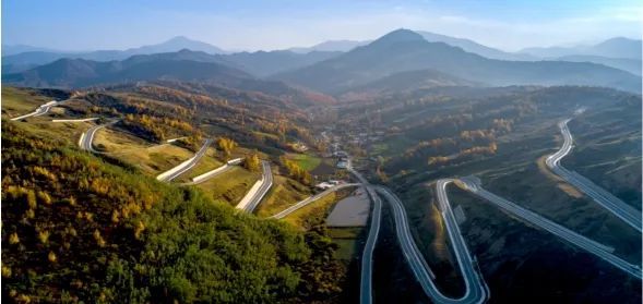 沿太子山旅游大通道