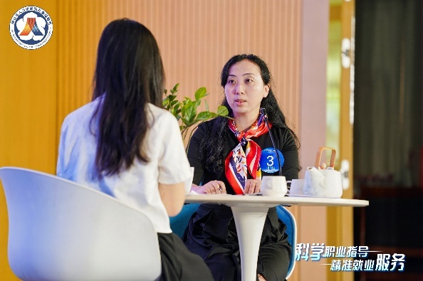 佛山举办省内首场“职业指导师”职业技能竞赛