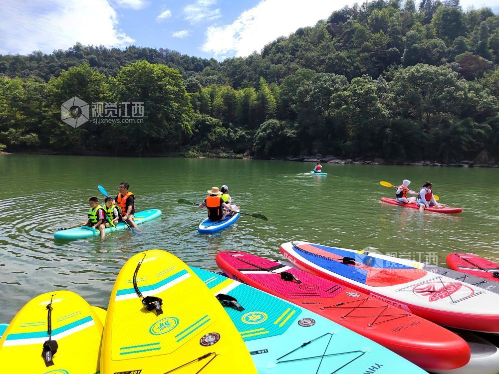 江西：夏日享清凉（图）