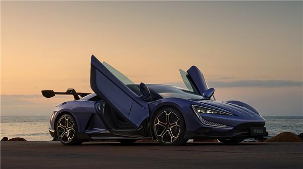 世界新能源汽车最新份额:比亚迪4年翻4倍 甩远特斯拉