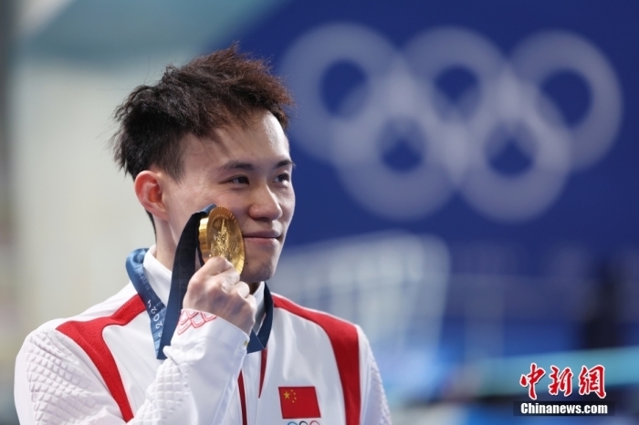 谢思埸王者归来:"沉默震耳欲聋"