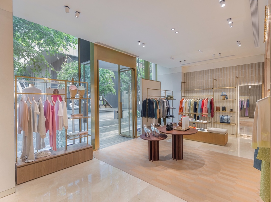 Maison Kitsun&eacute; 深圳万象天地精品店全新开幕