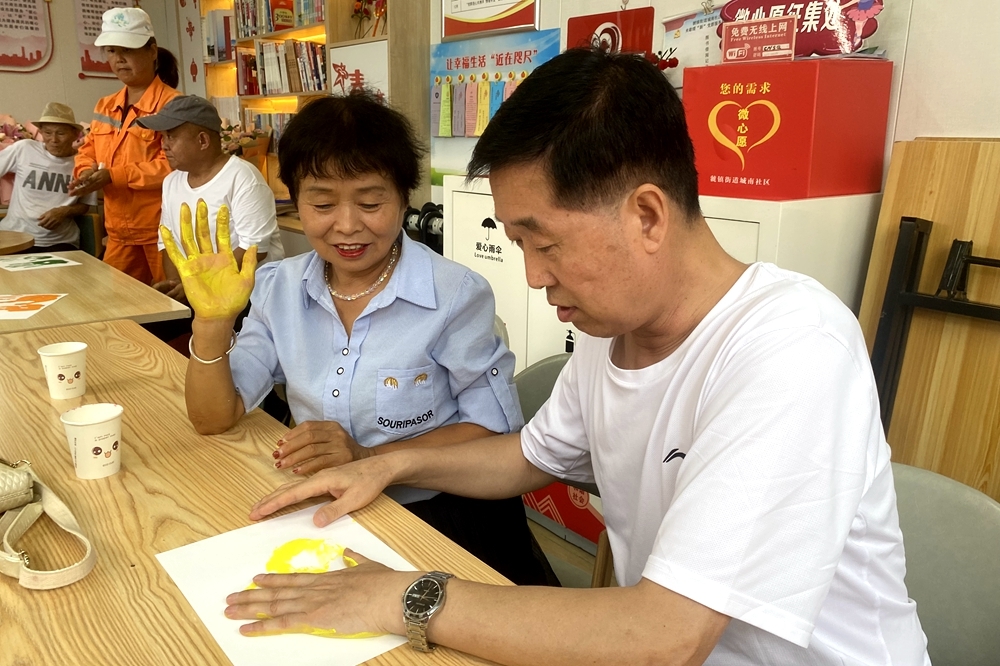 宝鸡市陈仓区虢镇街道城南社区新时代文明实践站开展七夕主题活动