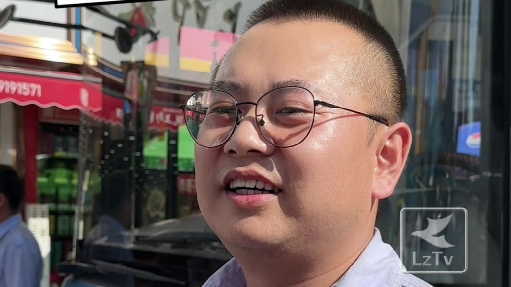 兰州火车站前广场变化我来说：公交标识清楚换乘便利