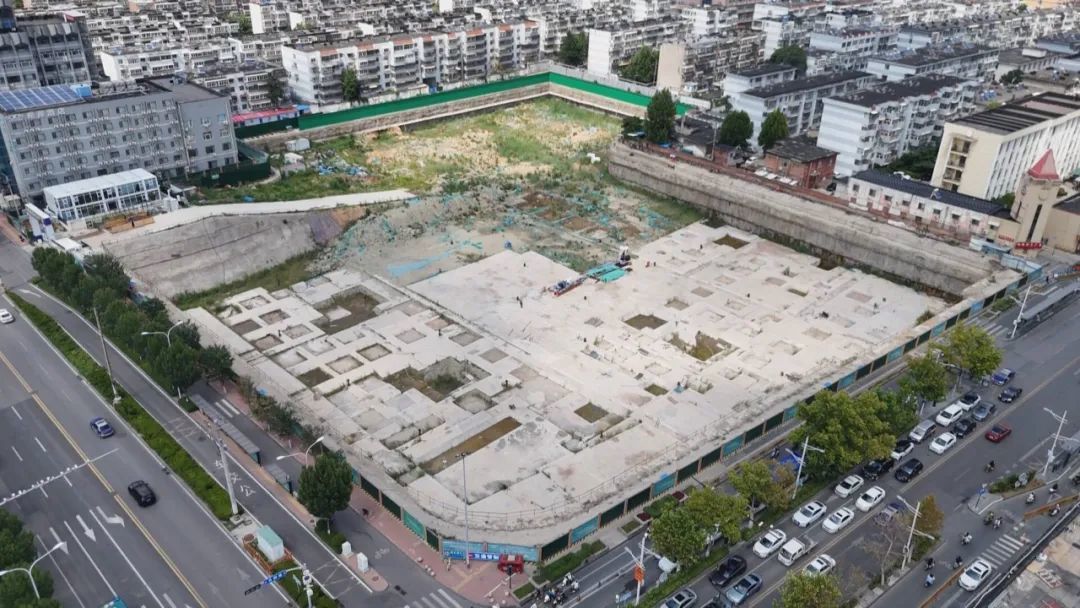 山东德云文化广场现场施工图。图片来源：生活帮