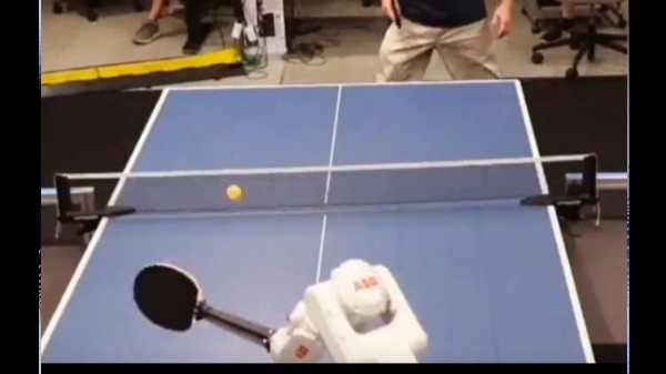 乒乓球AI机器人何时能参加奥运？专业教练：它已达到中级玩家水平