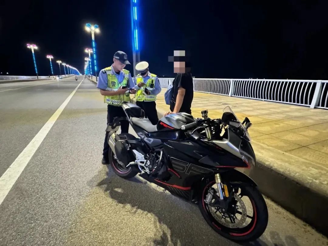 共青城严打摩托车非法改装、“飙车炸街”等违法行为