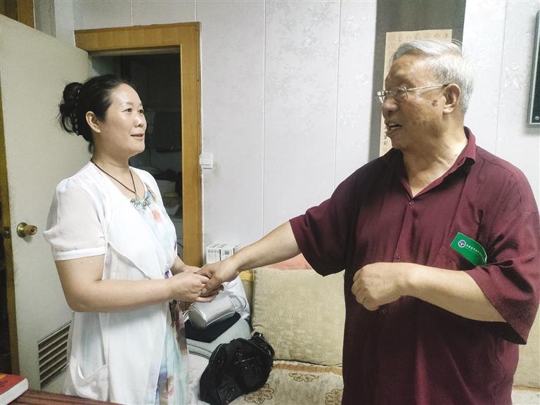 受助大学生的家人感谢王大强