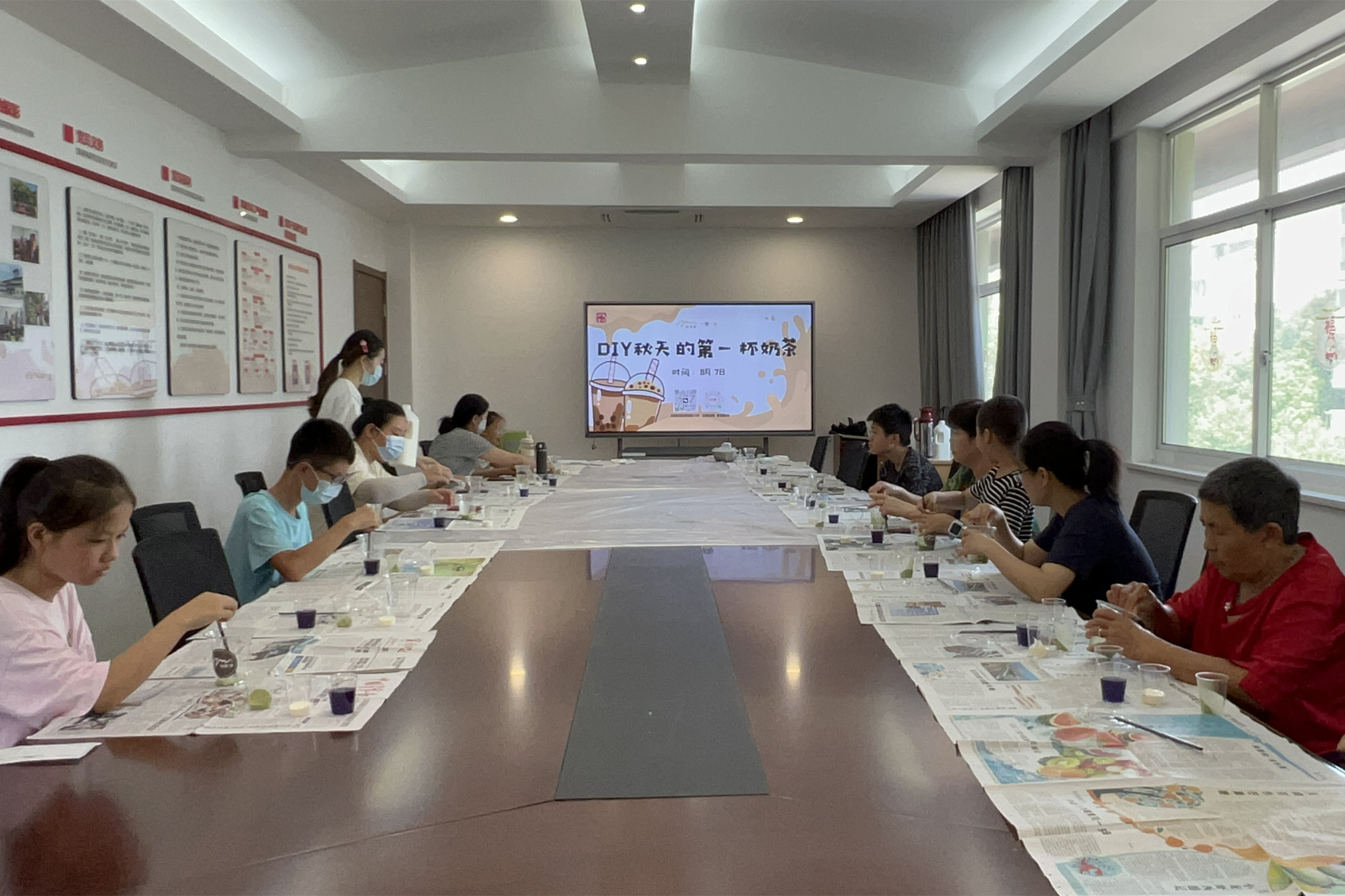 秋天的第一杯奶茶，不仅解暑还暖心