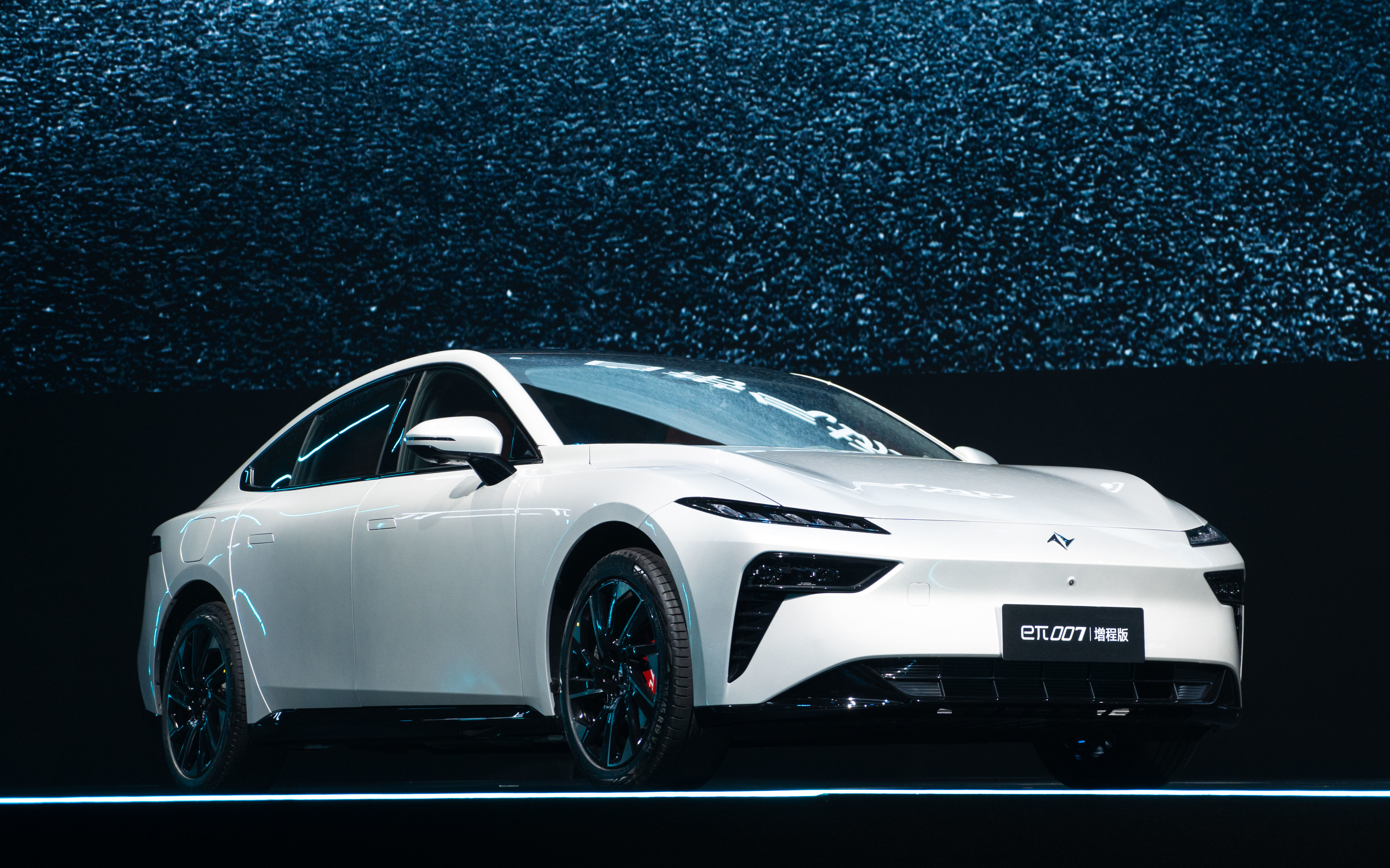 东风奕派新车+1！武汉经开区平均每月上市一款新能源汽车