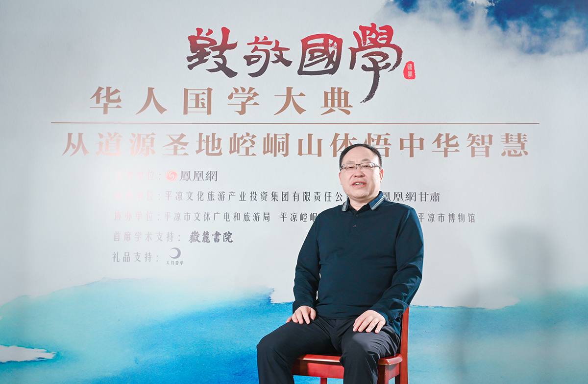 吴光权，中国工业经济联合会主席团主席，深圳工业总会会长，中国老年大学协会网上老年大学执行校长、深圳金龄时代科技有限公司董事长。