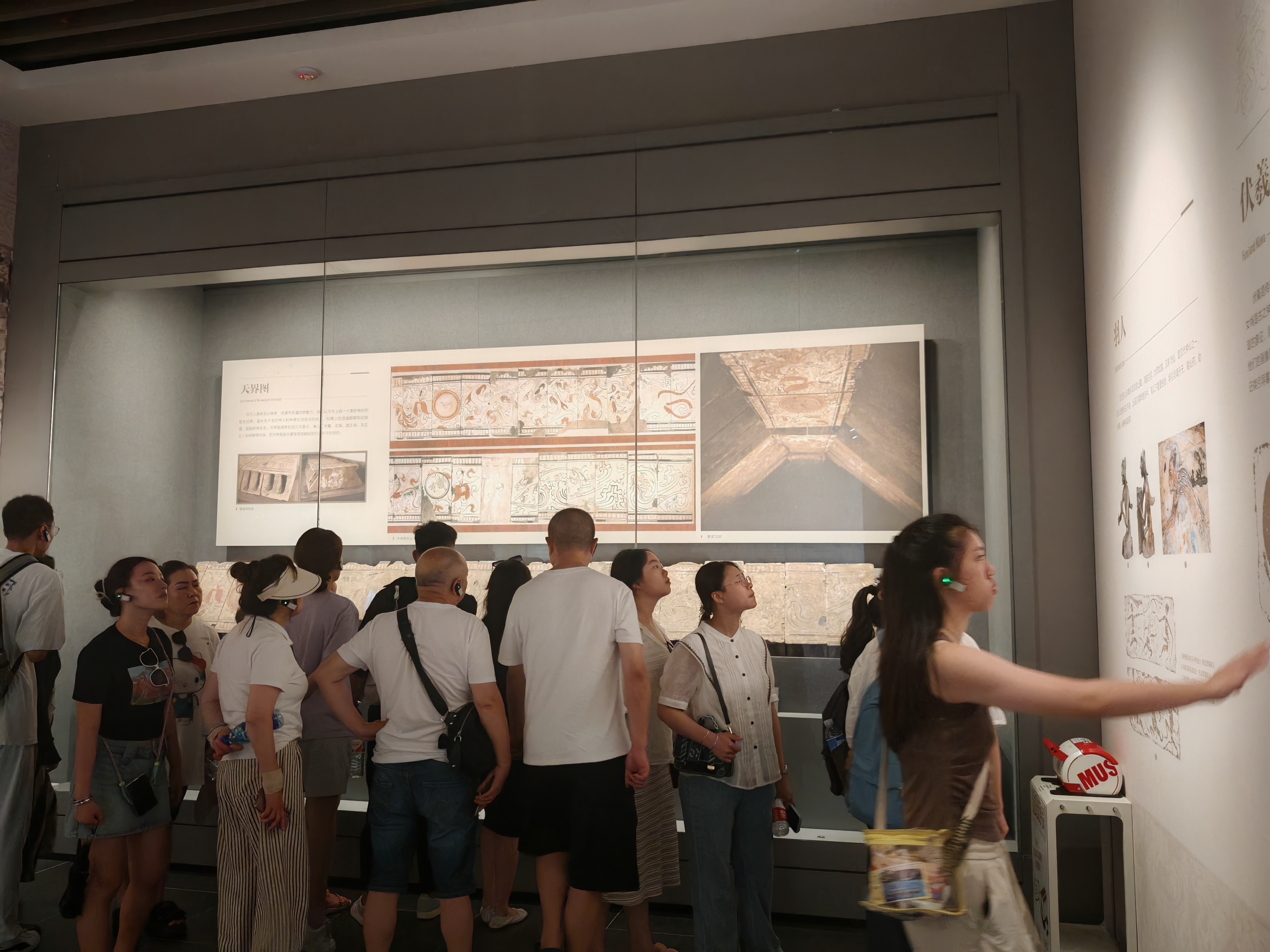 何以中国 行走河南|洛阳古墓博物馆—国内最大最多最全的古墓葬博物馆