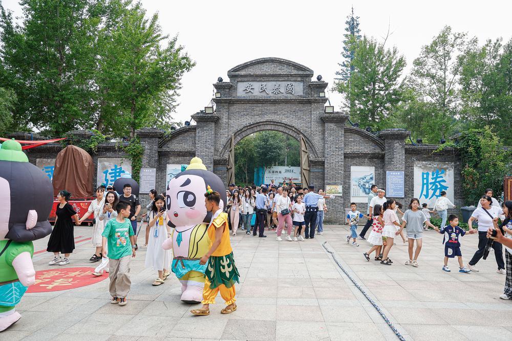葫芦娃历险季为游客们带来了一场穿越时空、满载回忆的奇幻之旅。