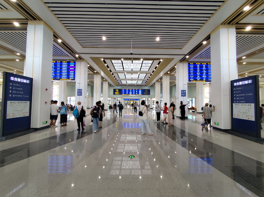 赣州火车站新站房正式启用 总候车面积增加1128平方米