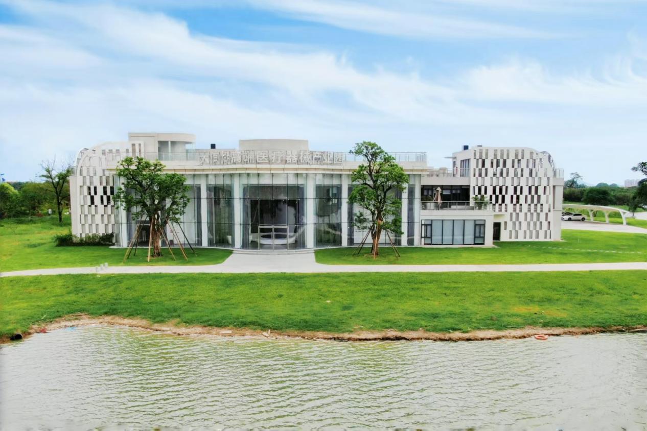 图:乐平镇高标准建设大同湖高端医疗器械产业园。
